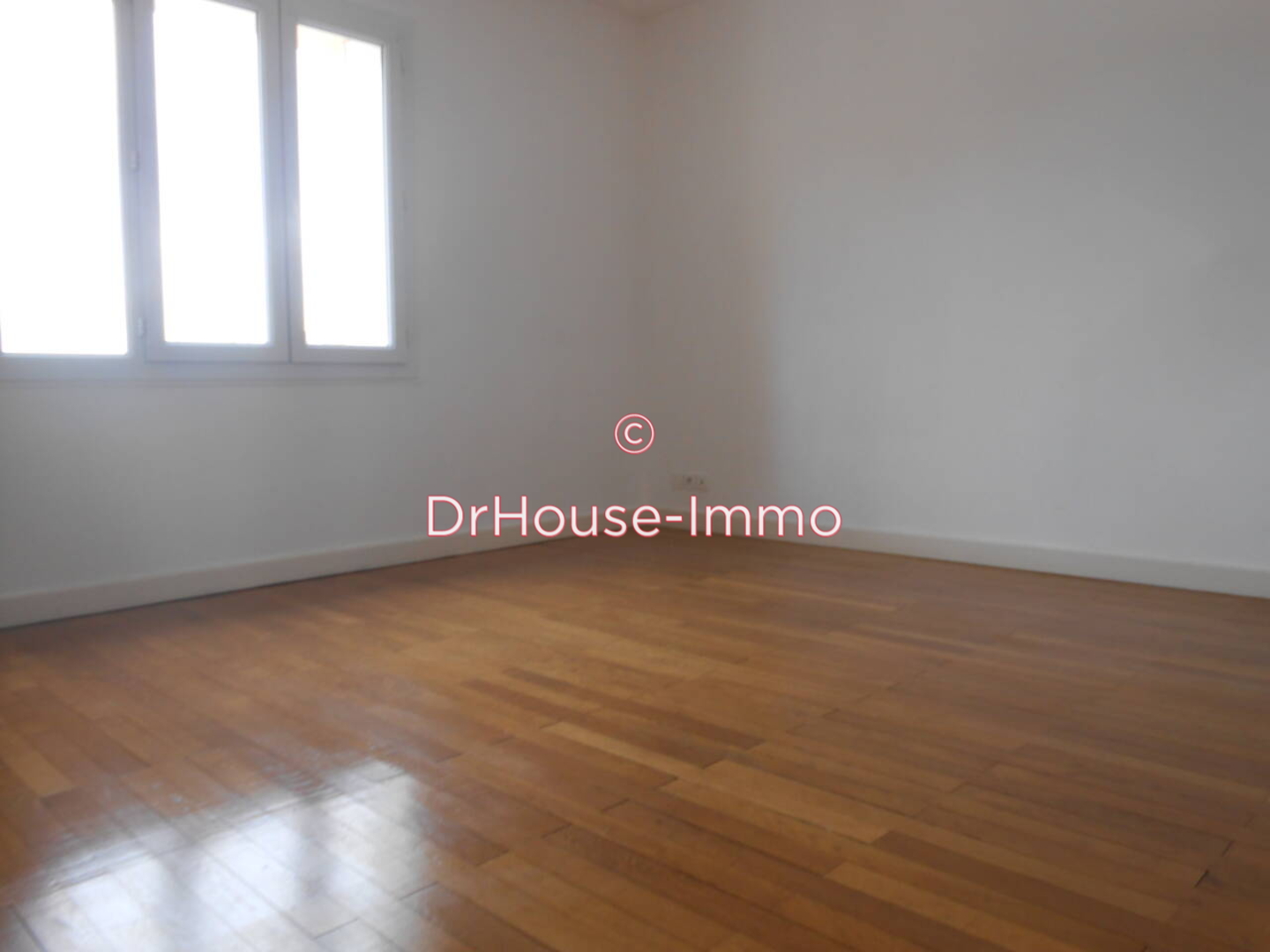 Appartement 3 pièces de 69 m² - Valence (26000)