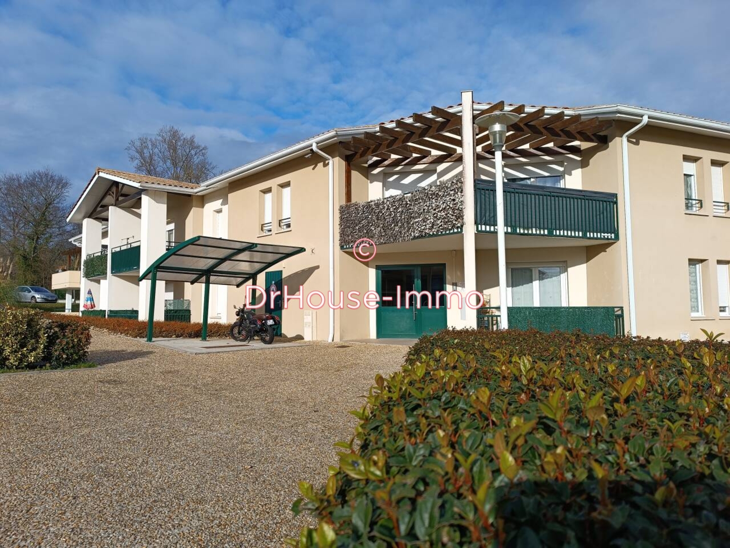 Appartement 2 pièces de 46 m² - Saint-Yzan-de-Soudiac (33920)