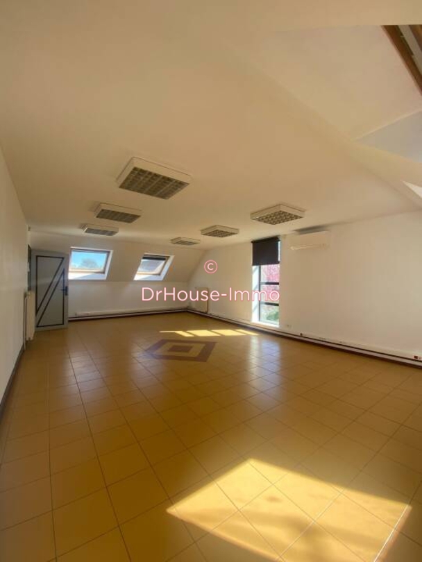 Bureau 1 pièce de 20 m² - Rieulay (59870)