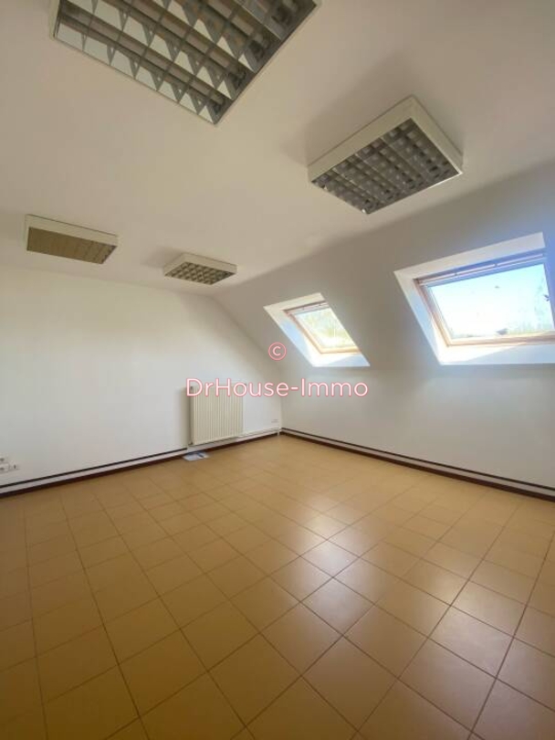 Bureau 1 pièce de 20 m² - Rieulay (59870)