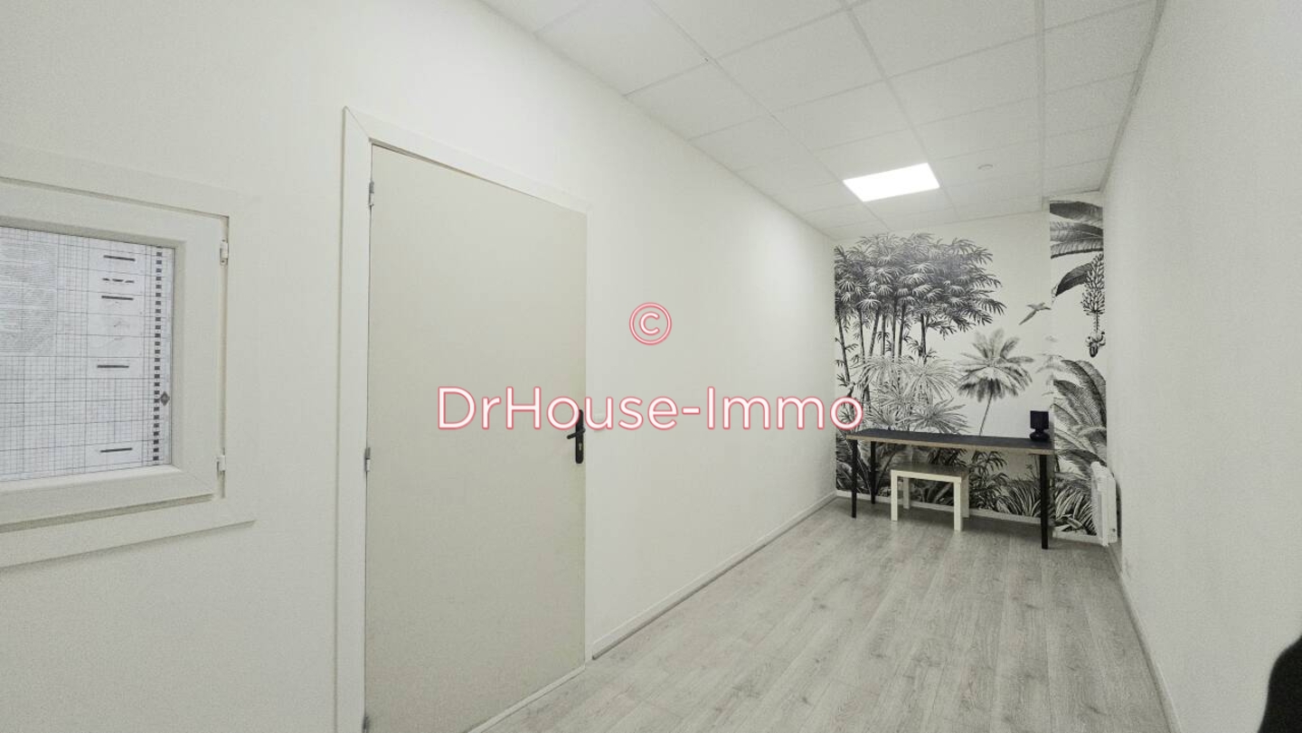 Bureau 1 pièce de 15 m² - Bailly-Romainvilliers (77700)