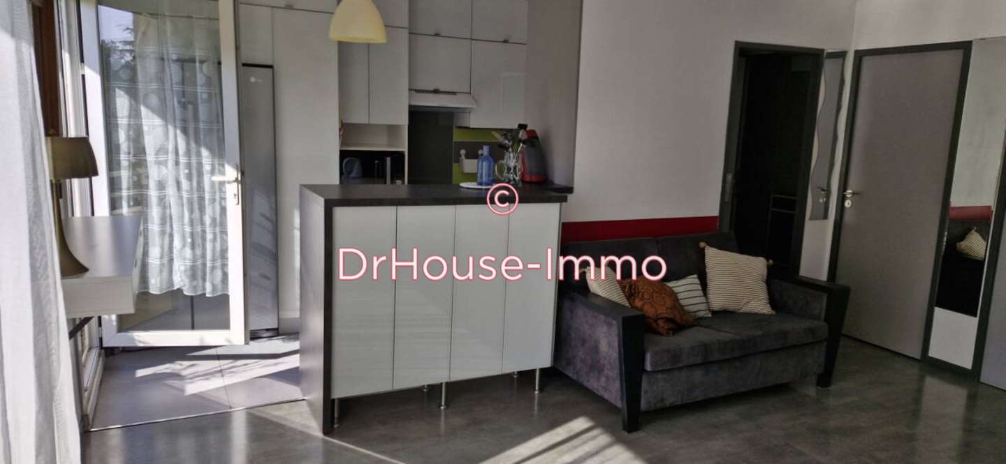 Appartement 4 pièces de 64 m² - Marseille (13008)