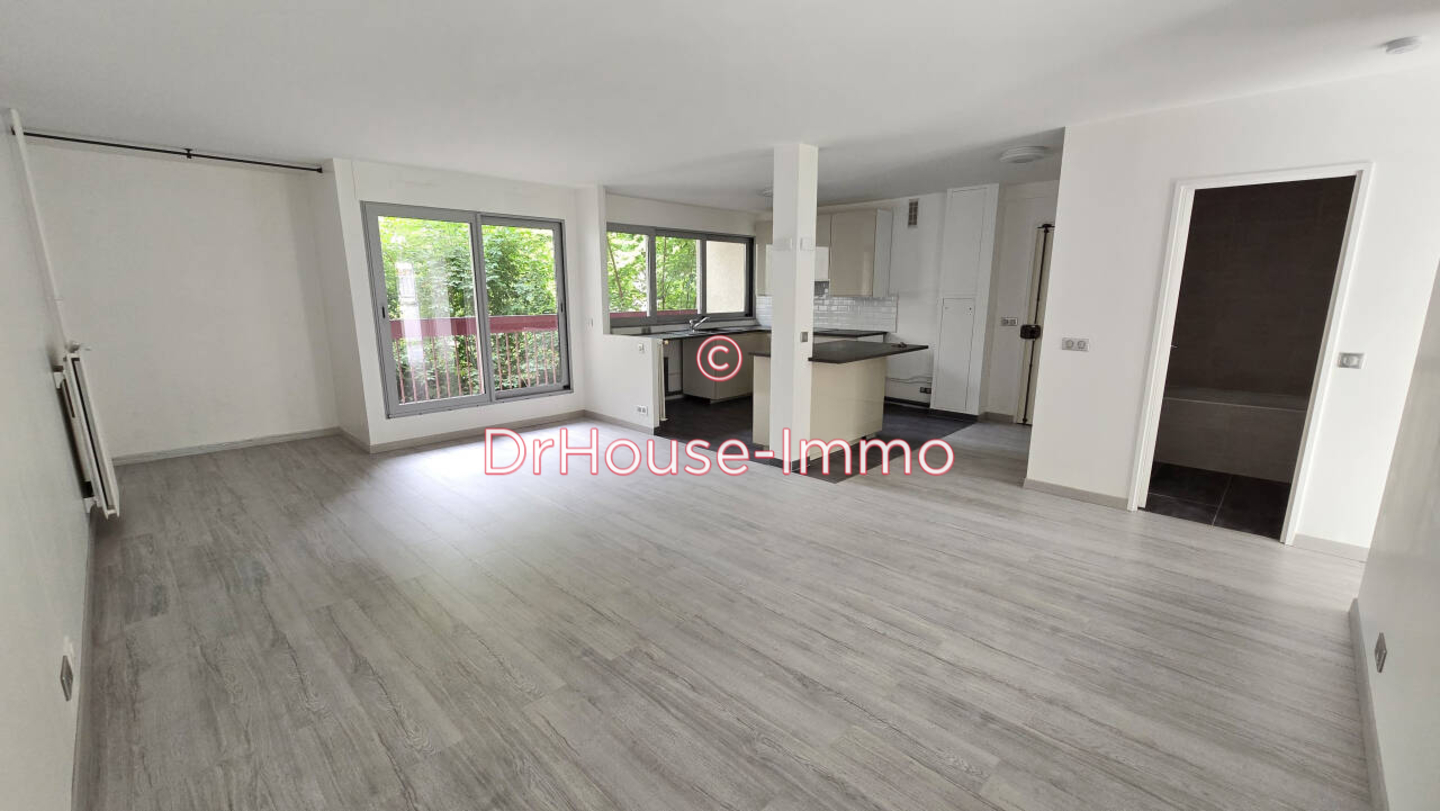 Appartement 3 pièces de 73 m² - Créteil (94000)