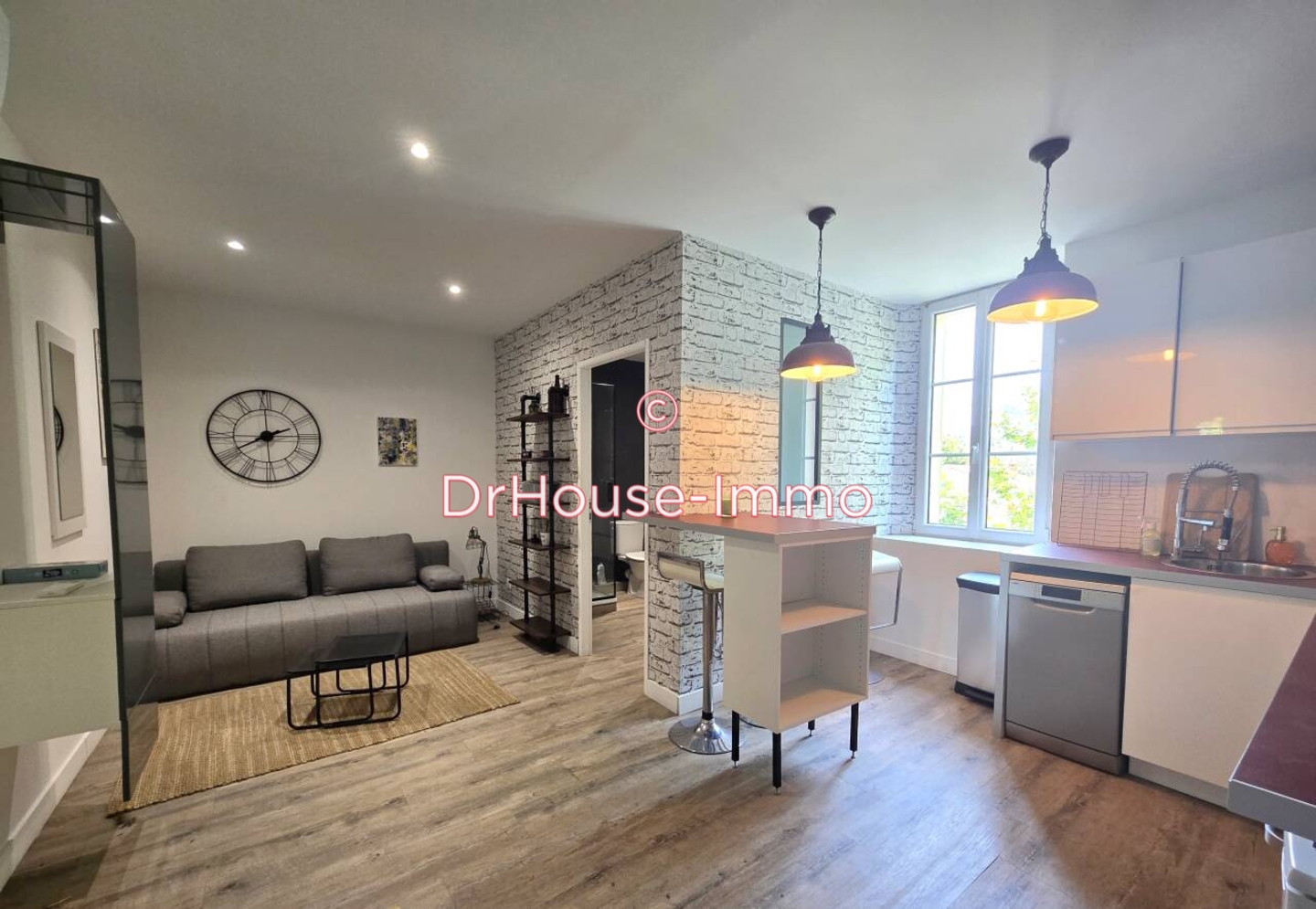 Appartement 1 pièce de 24 m² - Roquebrune-sur-Argens (83520)