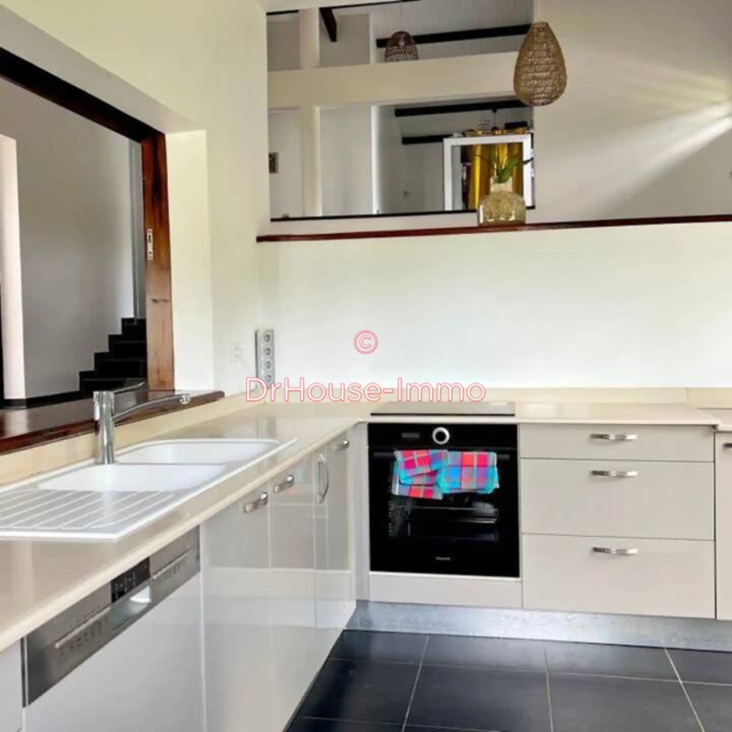 Maison 5 pièces de 108 m² - Saint-Esprit (97270)