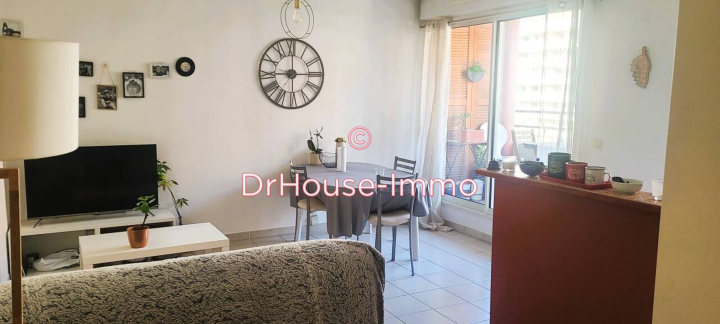 Appartement 3 pièces de 59 m² - Marseille (13005)