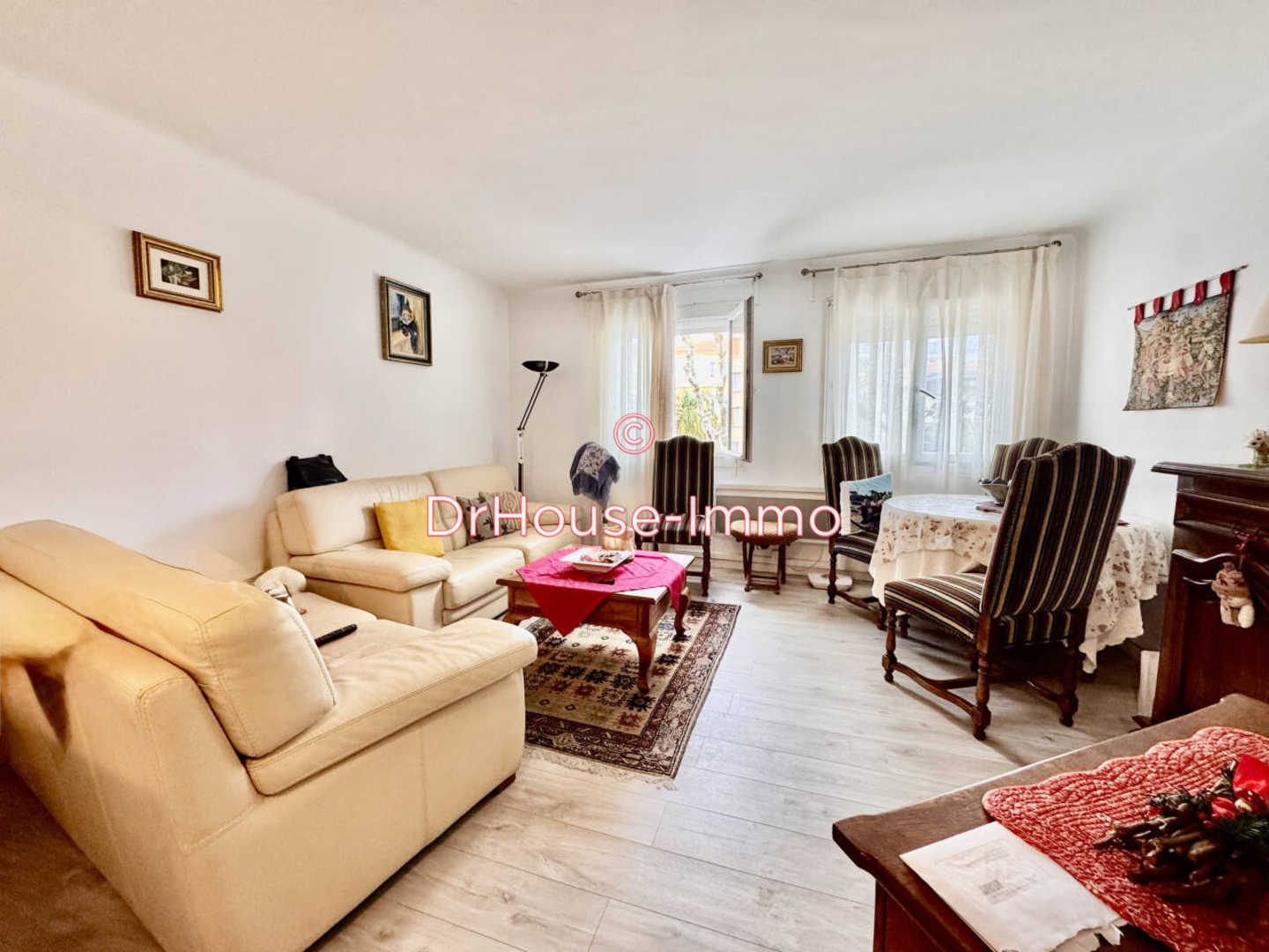 Appartement 2 pièces de 47 m² - Hyères (83400)