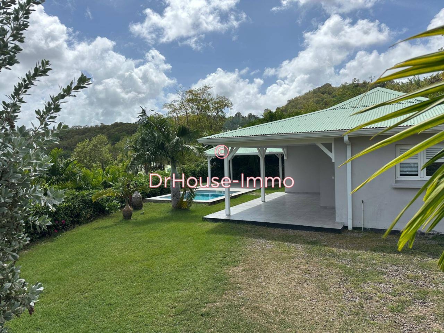 Maison 4 pièces de 90 m² - François (97240)