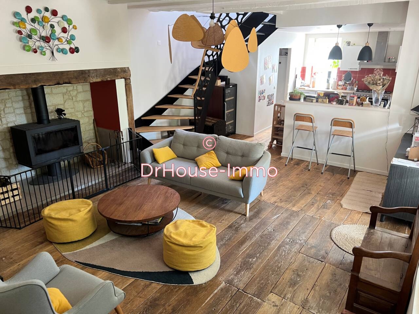 Maison 5 pièces de 148 m² - Saint-Julien-Maumont (19500)