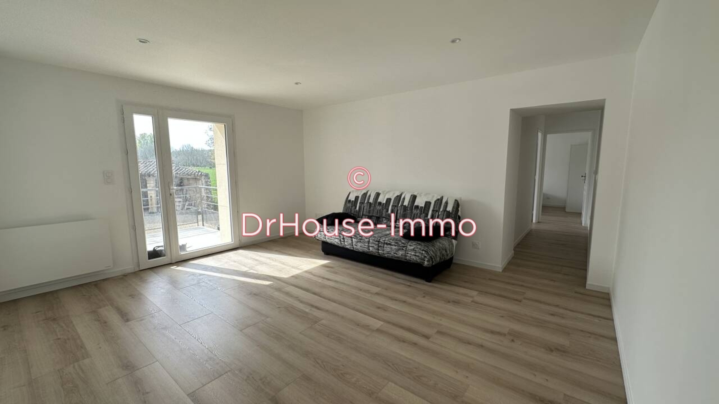 Appartement 3 pièces de 73 m² - Chabrillan (26400)