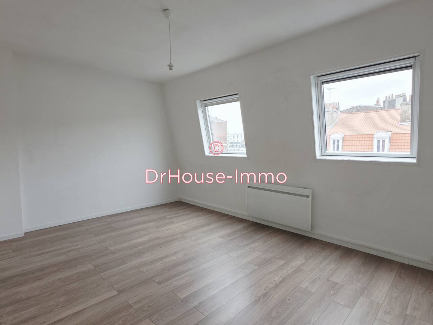 Appartement 1 pièce de 28 m² - Lille (59000)