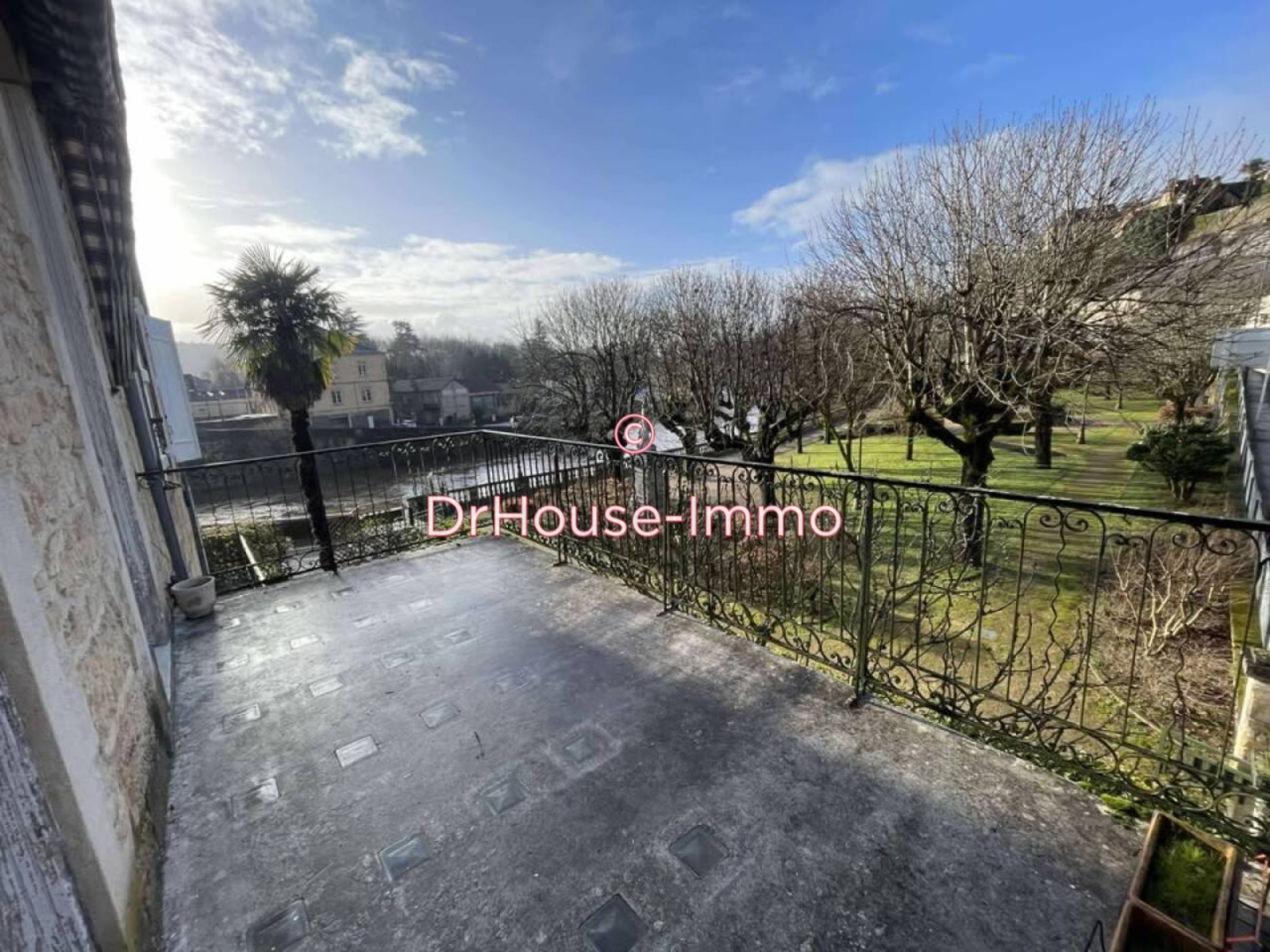 Appartement 1 pièce de 20 m² - Montignac-lascaux (24290)