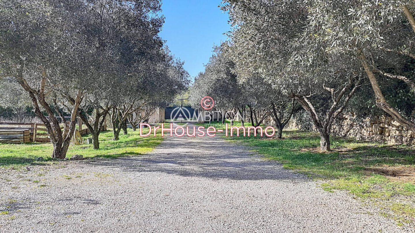 Maison 5 pièces de 162 m² - Bagnols-en-Forêt (83600)