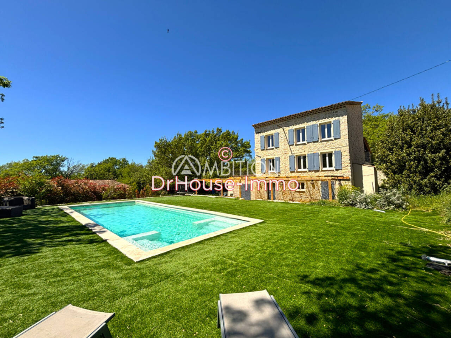 Maison 6 pièces de 192 m² - Fayence (83440)