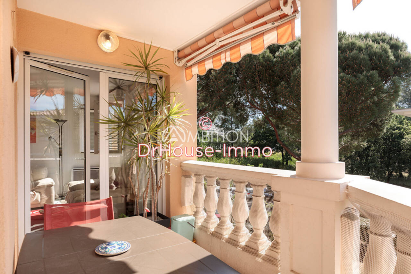 Appartement 4 pièces de 76 m² - Fréjus (83600)