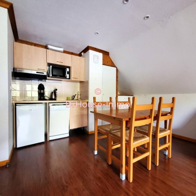 Appartement 2 pièces de 38 m² - Besse-et-Saint-Anastaise (63610)