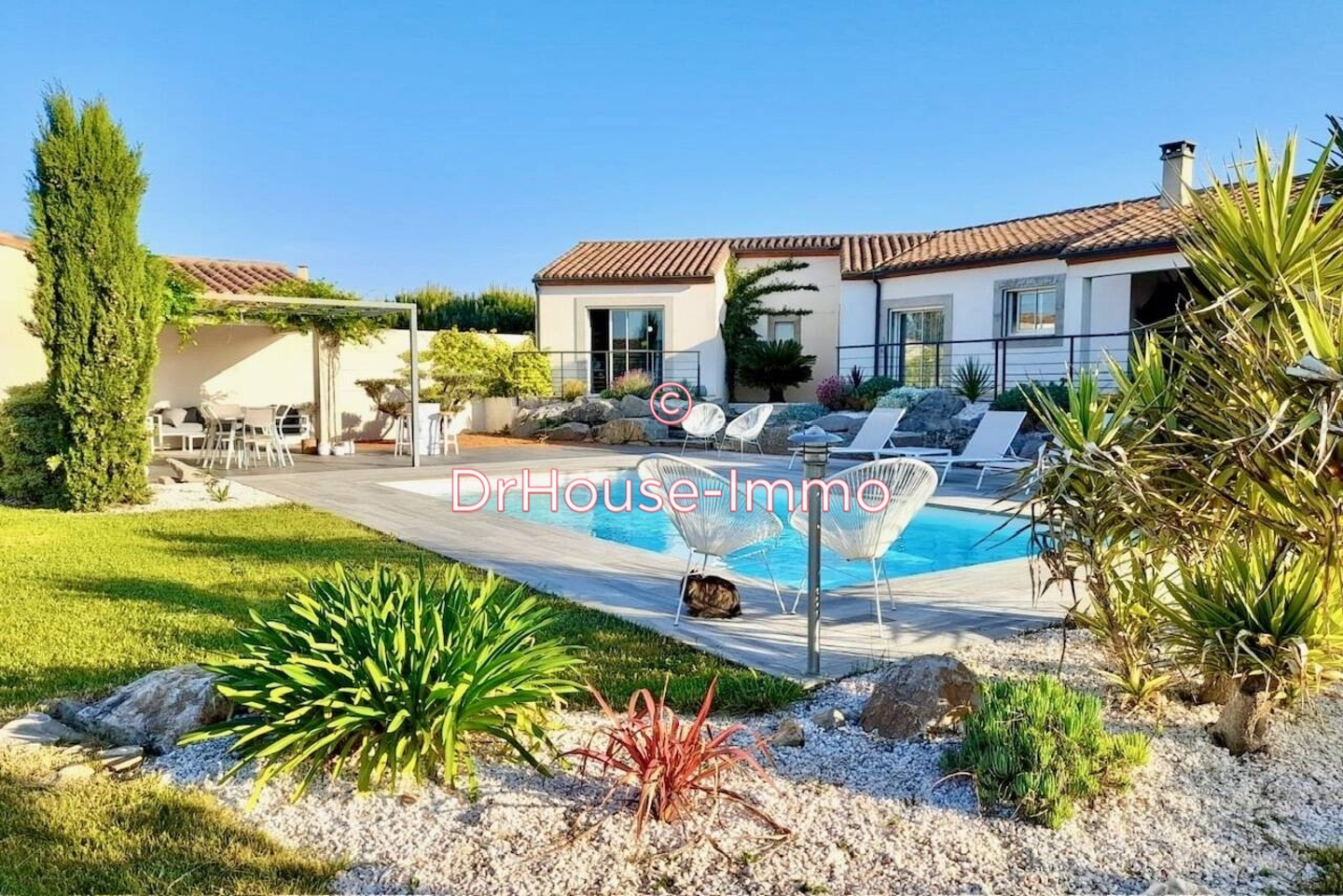 Maison 4 pièces de 138 m² - Pépieux (11700)