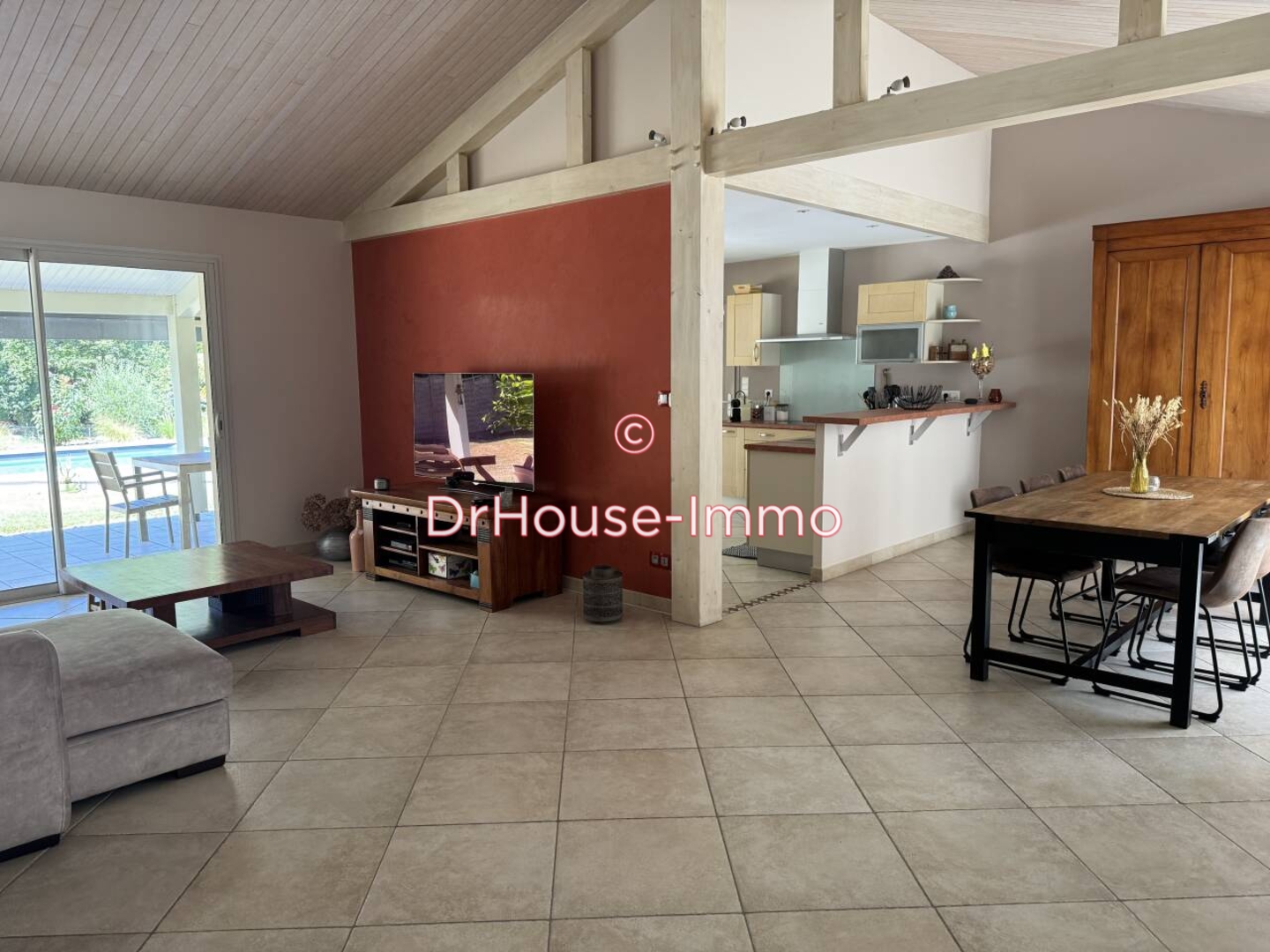 Maison 8 pièces de 140 m² - Coulounieix-Chamiers (24660)