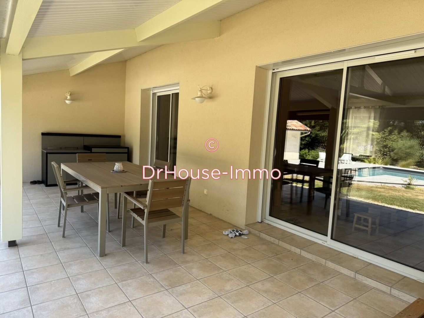 Maison 8 pièces de 140 m² - Coulounieix-Chamiers (24660)