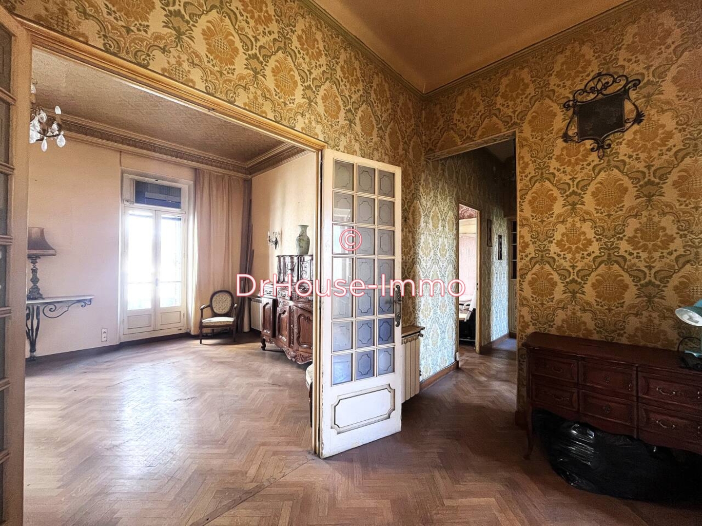 Appartement 4 pièces de 87 m² - Marseille (13005)