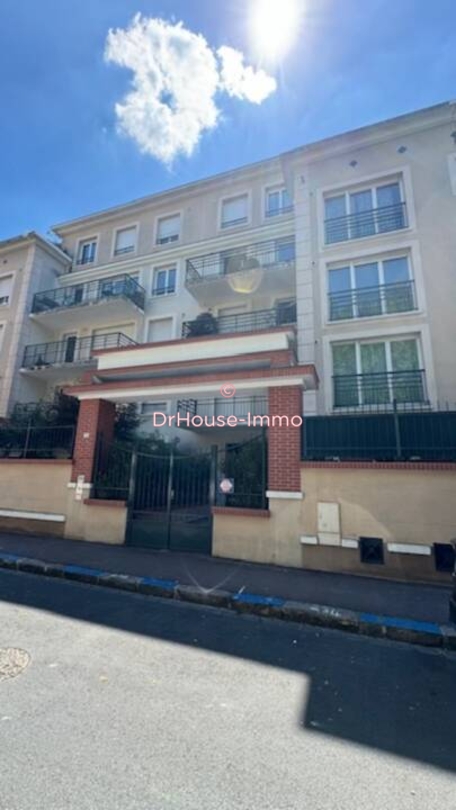 Appartement 2 pièces de 47 m² - Neuilly-Plaisance (93360)