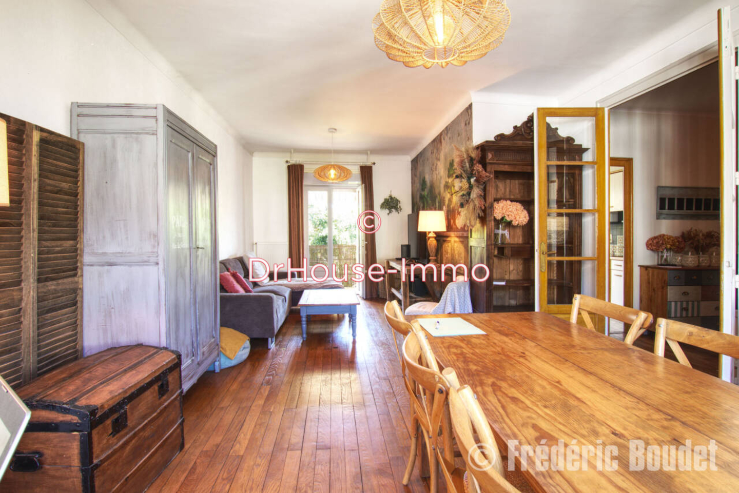 Maison 8 pièces de 175 m² - Périgueux (24000)