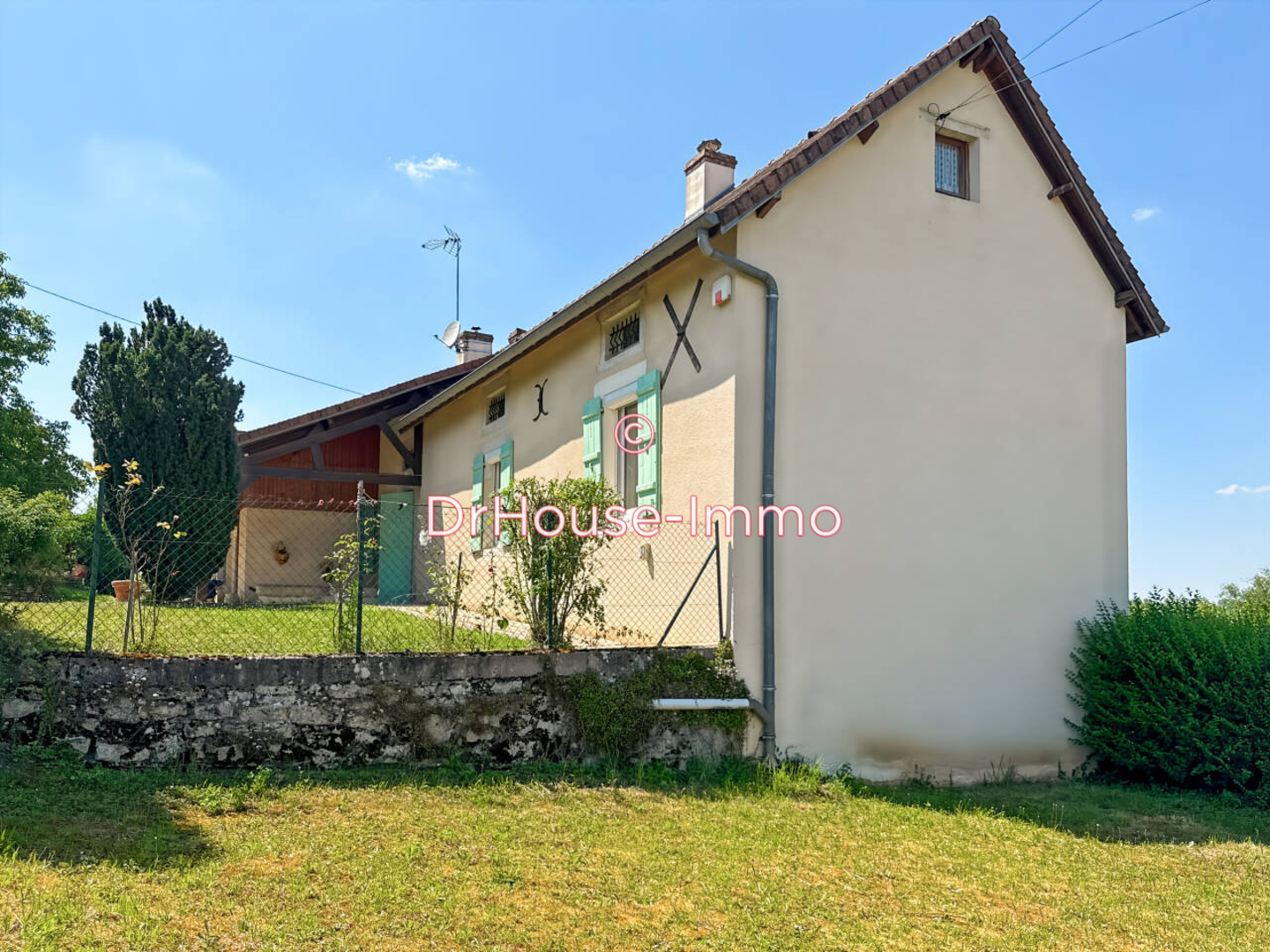 Maison 9 pièces de 196 m² - Pontailler-sur-Saône (21270)