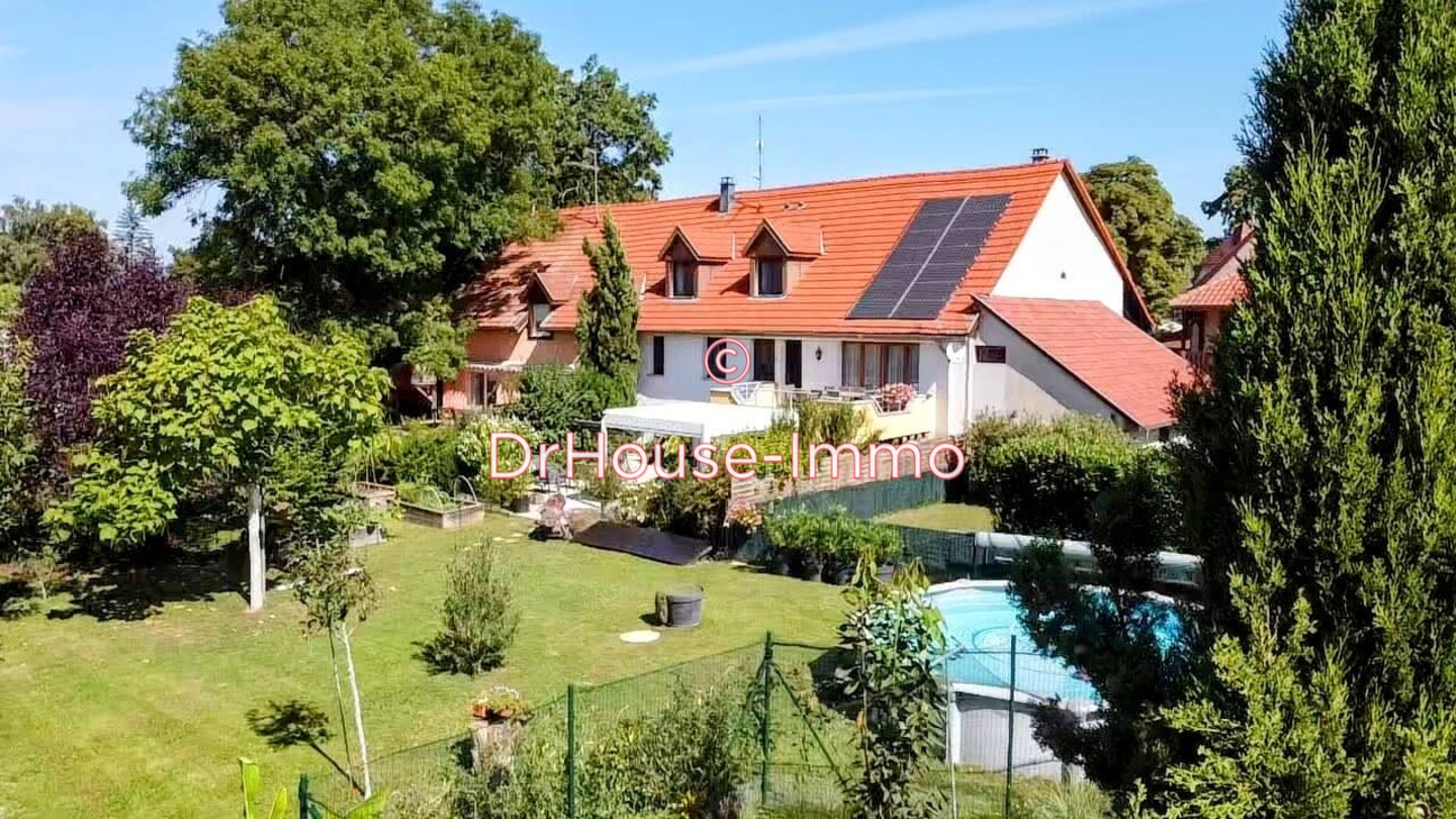 Maison 7 pièces de 171 m² - Ungersheim (68190)