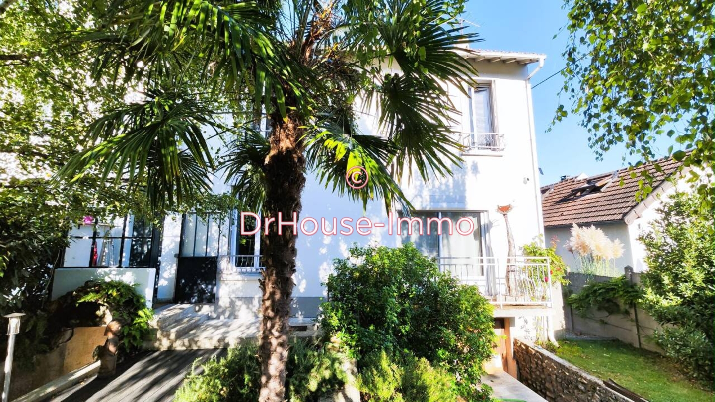 Maison 9 pièces de 160 m² - Villemoisson-sur-Orge (91360)