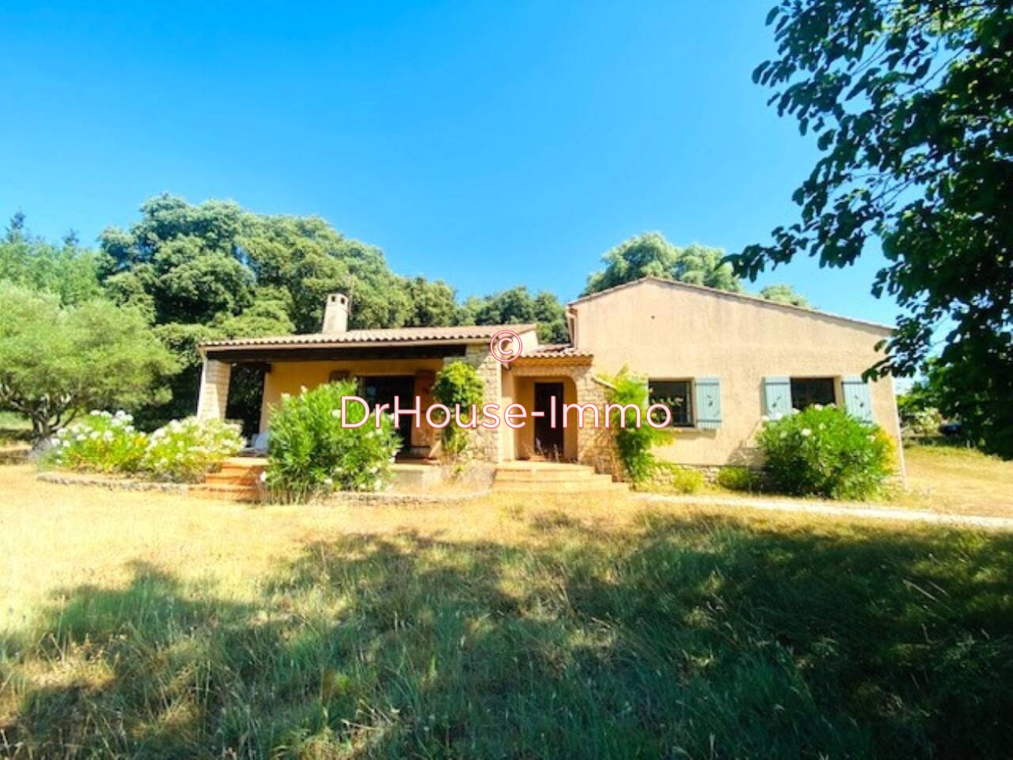 Maison 5 pièces de 150 m² - Montaren-et-Saint-Médiers (30700)