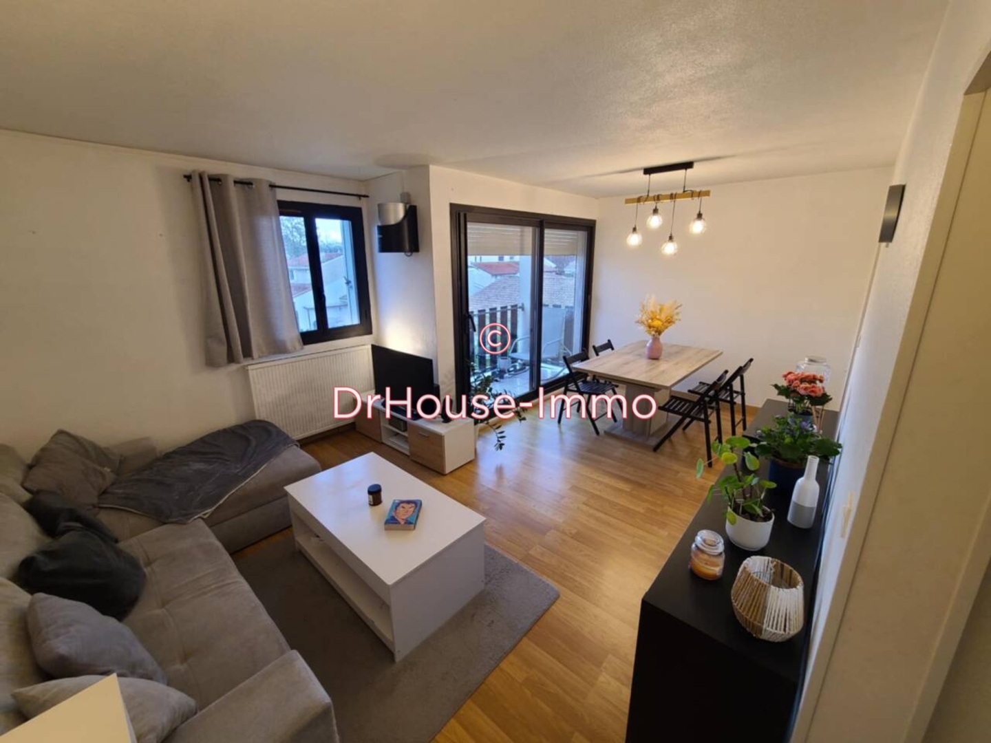 Appartement 3 pièces de 64 m² - Pessac (33600)