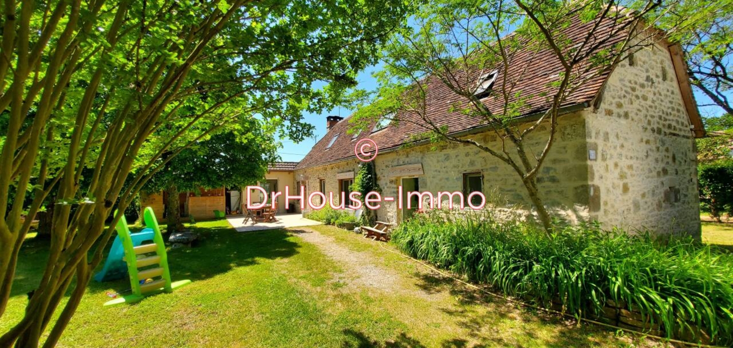 Maison 5 pièces de 102 m² - Bétaille (46110)