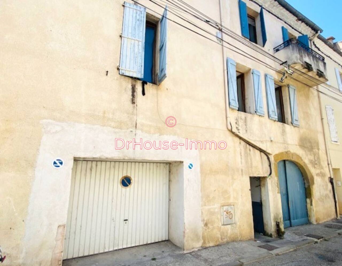 Immeuble 10 pièces de 210 m² - Alès (30100)