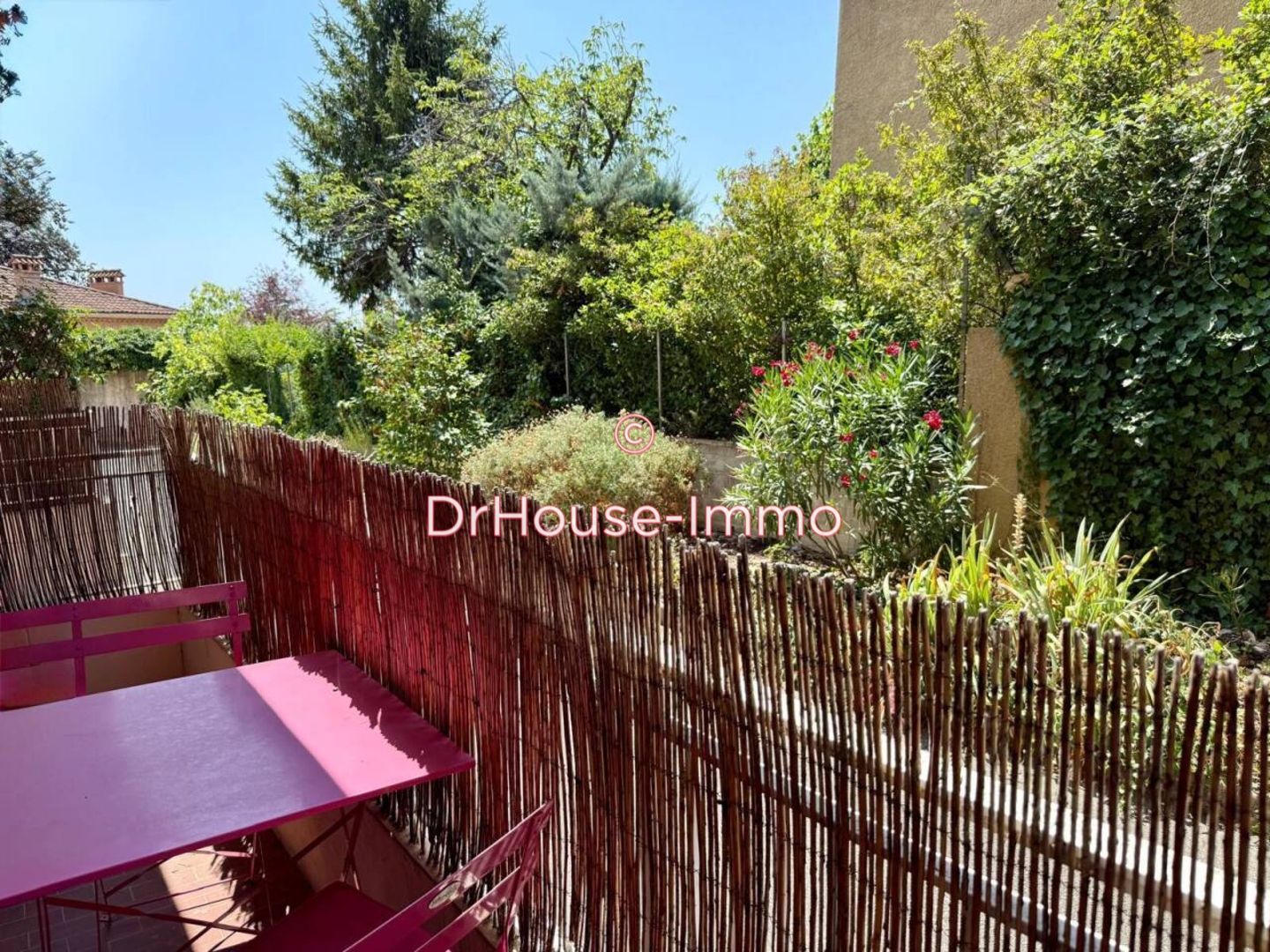 Appartement 4 pièces de 80 m² - Aix-en-Provence (13090)