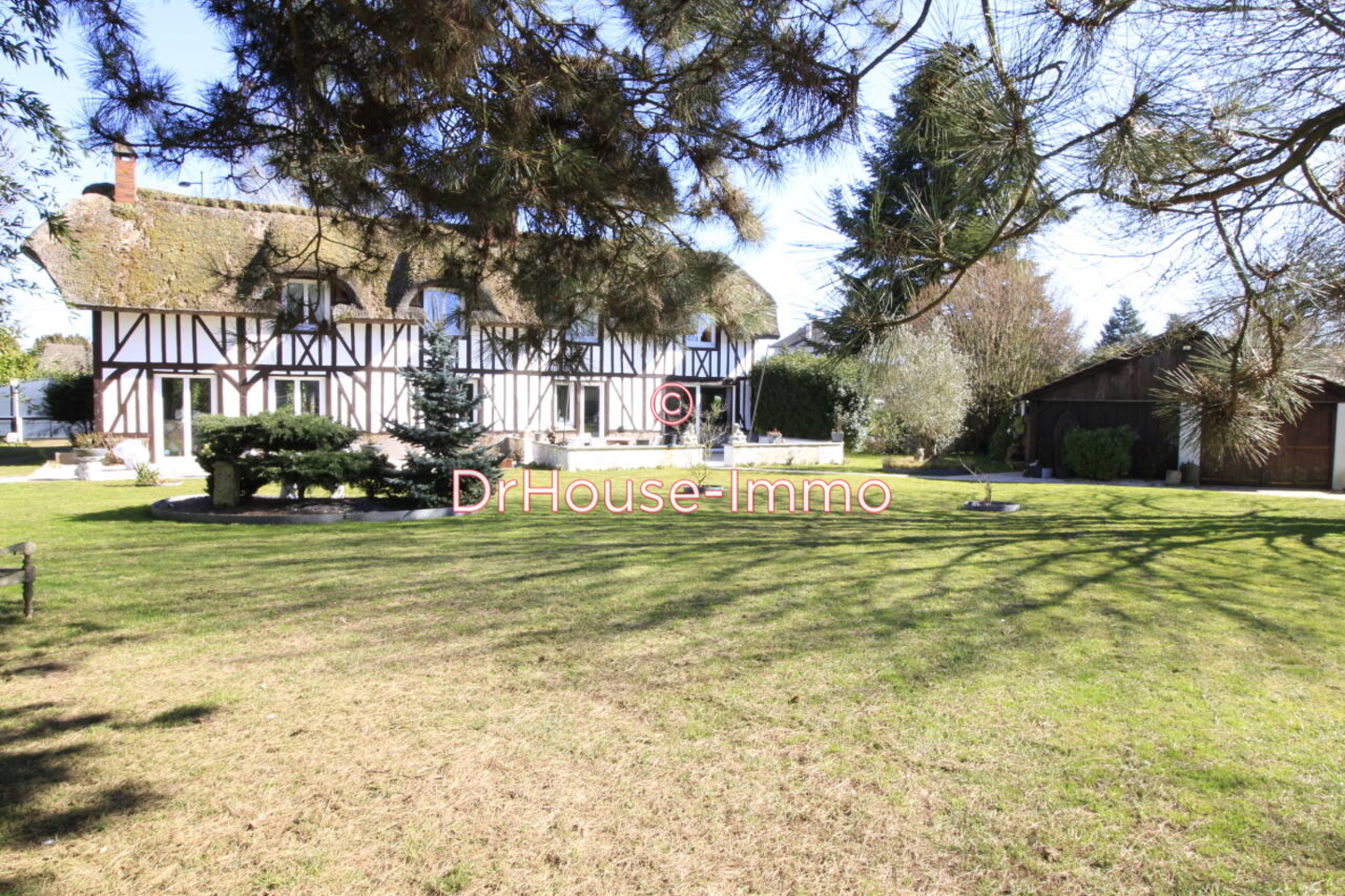 Maison 7 pièces de 170 m² - Grand Bourgtheroulde (27520)