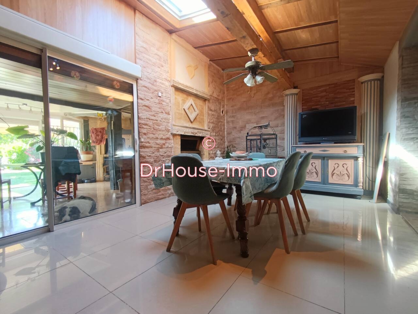 Maison 5 pièces de 180 m² - Coutras (33230)