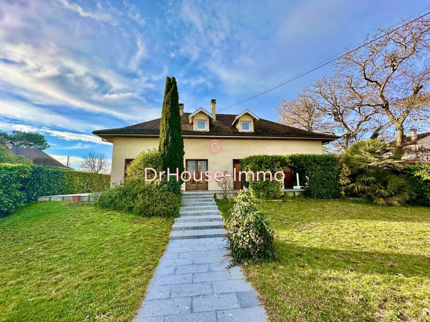 Maison 7 pièces de 149 m² - Villenave-d'Ornon (33140)