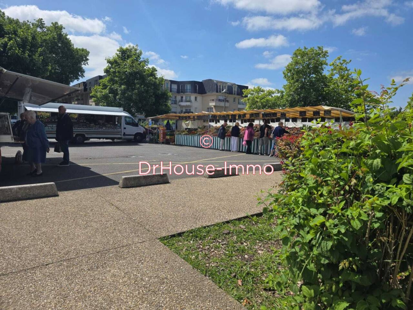 Appartement 4 pièces de 80 m² - Lisses (91090)