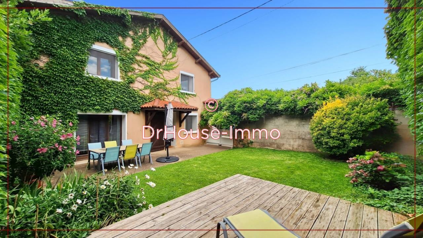 Maison 4 pièces de 107 m² - Chasselay (69380)