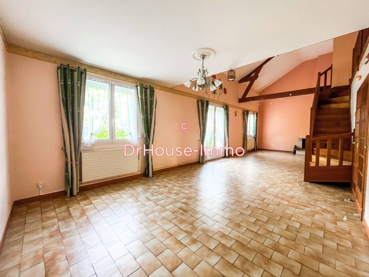 Maison 5 pièces de 147 m² - Châtellerault (86100)