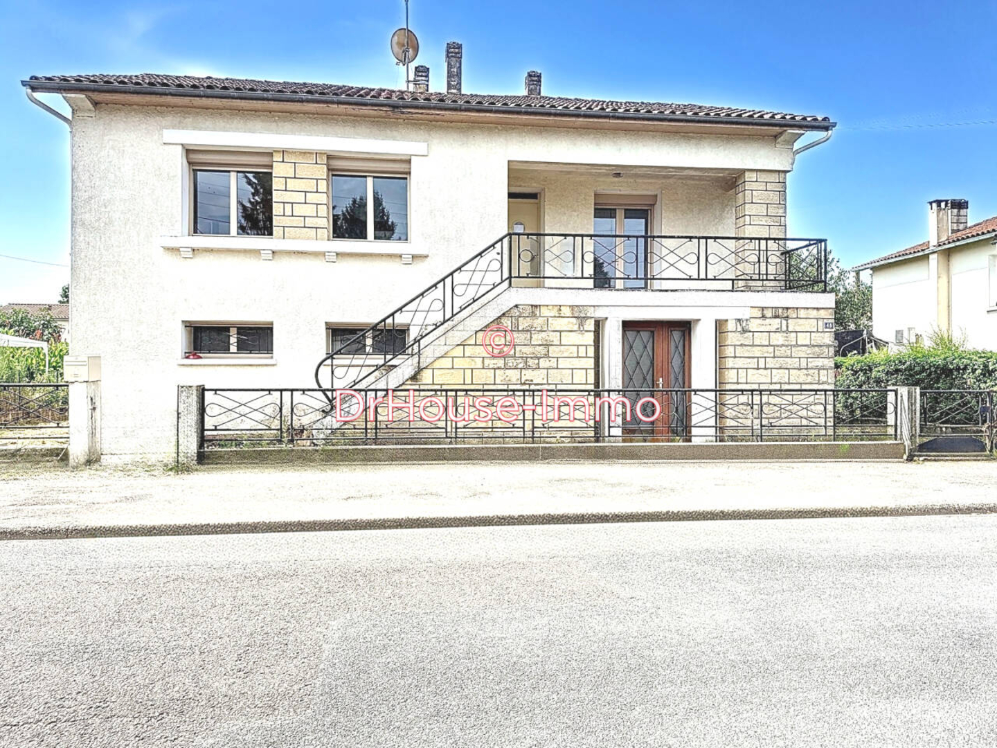 Maison 7 pièces de 164 m² - Bergerac (24100)