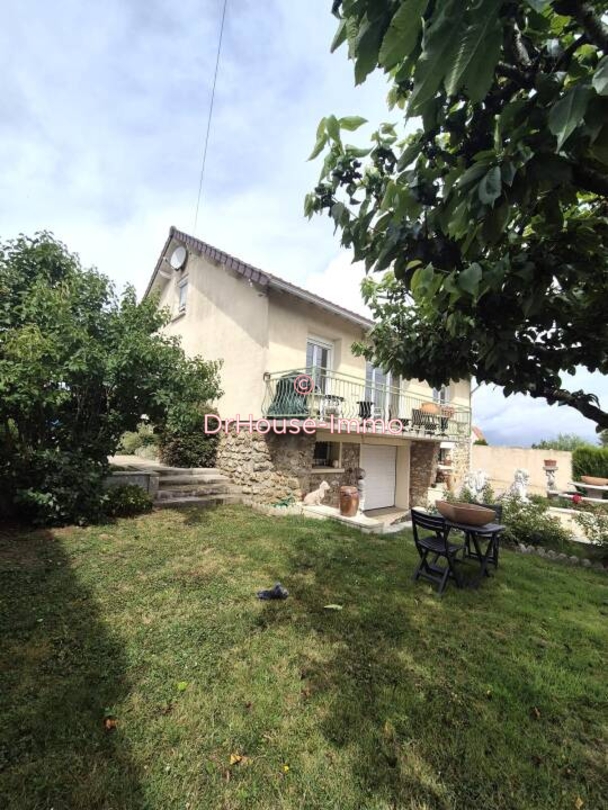 Maison 8 pièces de 125 m² - Crécy-la-Chapelle (77580)