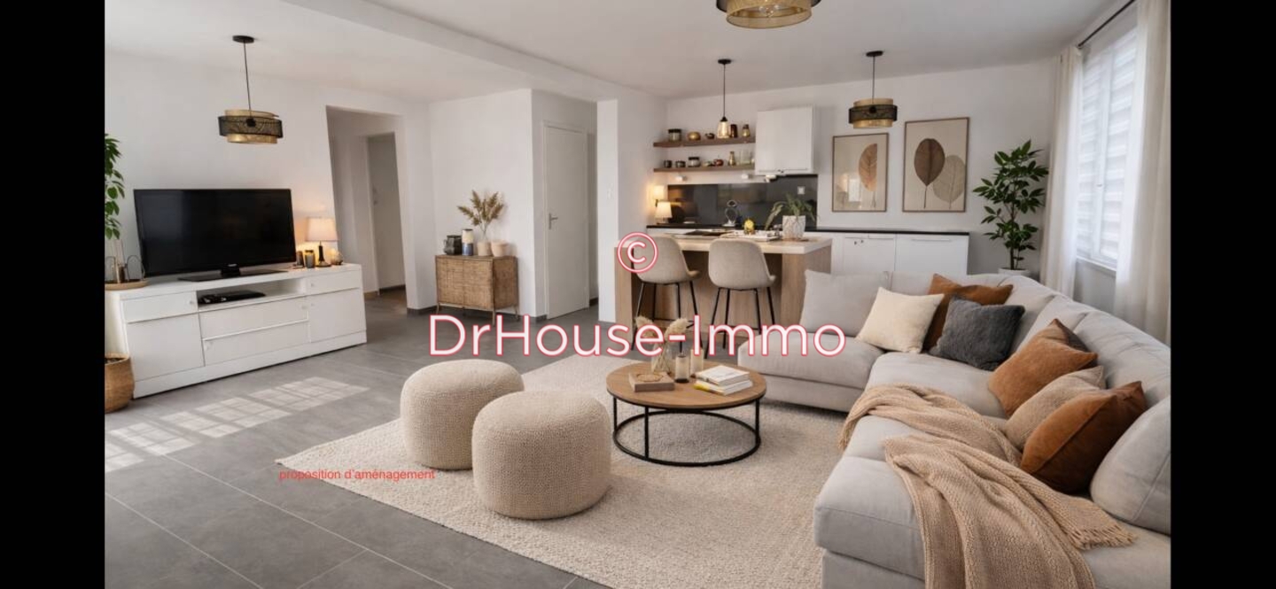 Maison 5 pièces de 122 m² - Saint-Doulchard (18230)