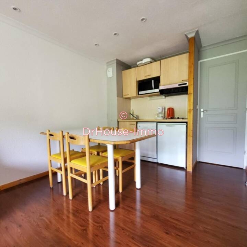 Appartement 2 pièces de 34 m² - Besse-et-Saint-Anastaise (63610)