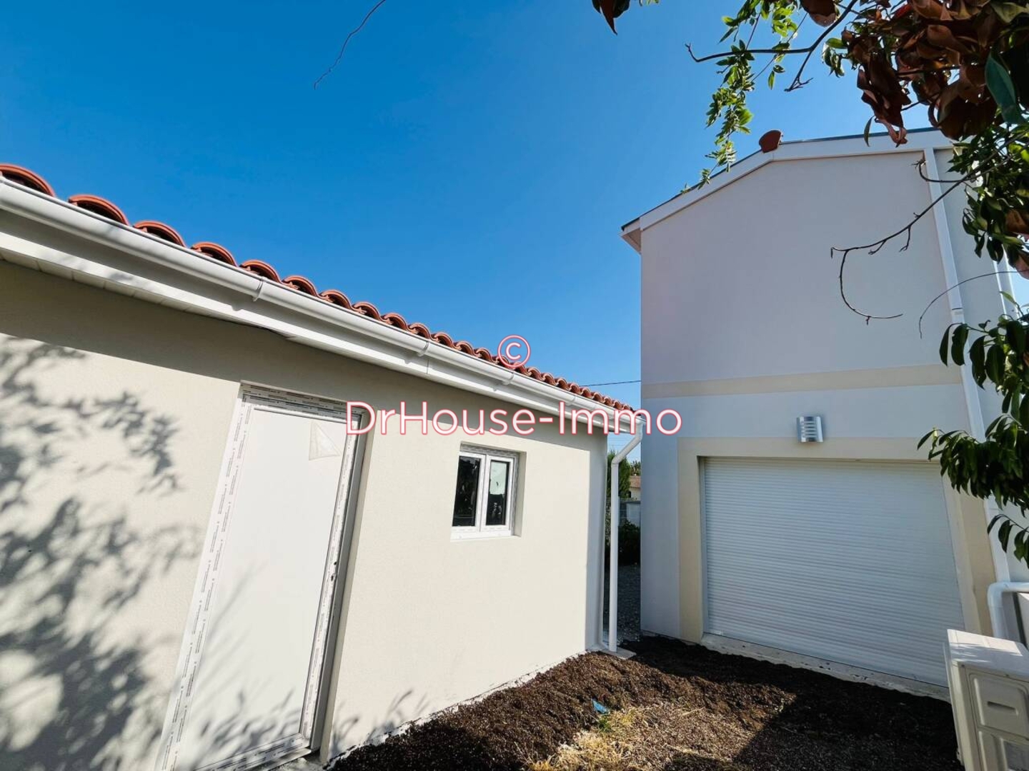 Maison 3 pièces de 70 m² - Izon (33450)