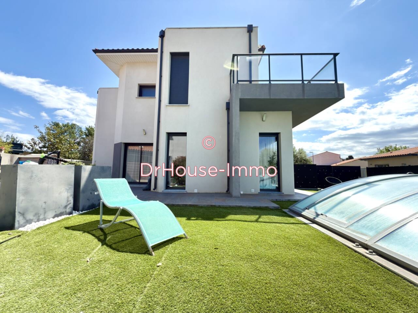 Maison 4 pièces de 110 m² - Saint-Estève (66240)