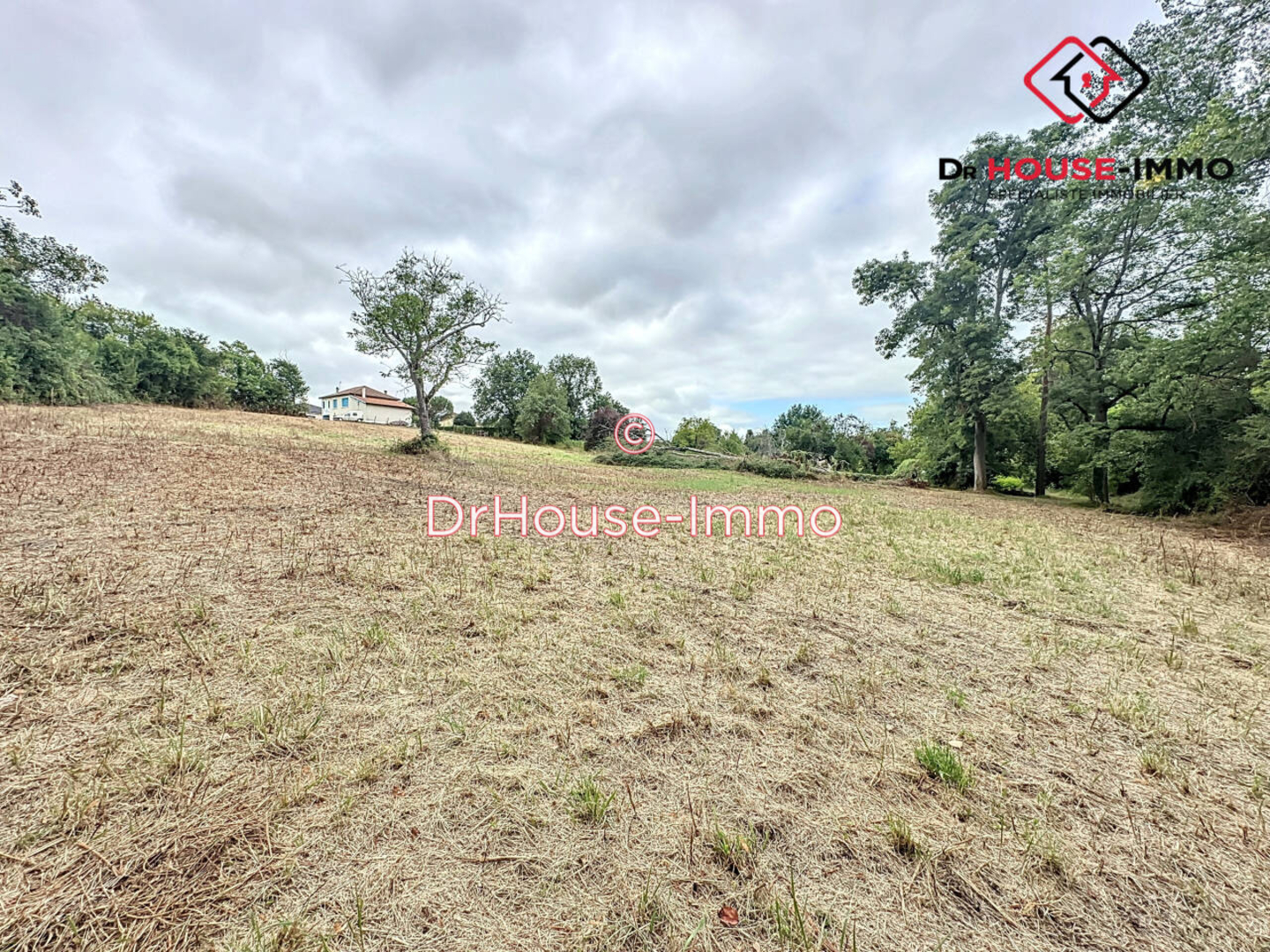 Terrain de 2 086 m² - Razac-sur-l'Isle (24430)