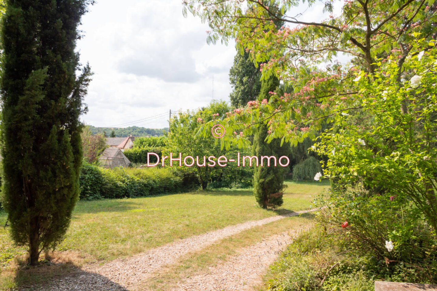 Maison 7 pièces de 190 m² - Maule (78580)