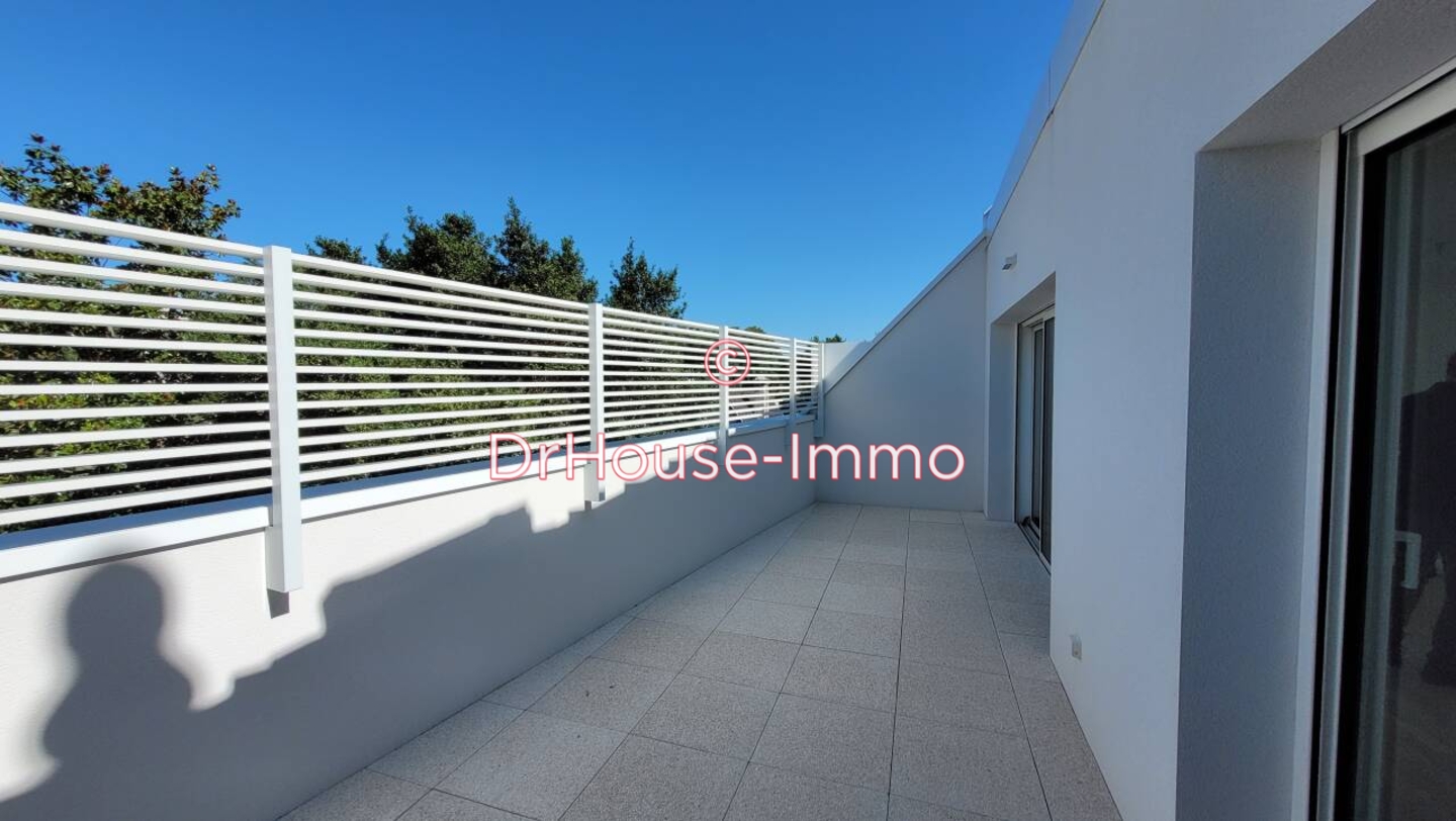 Appartement 5 pièces de 99 m² - Bordeaux (33200)