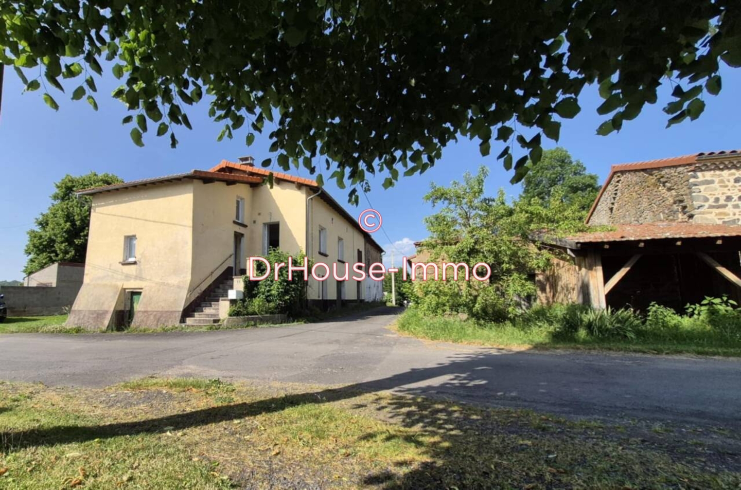 Maison 5 pièces de 88 m² - Saint-Étienne-sur-Usson (63580)